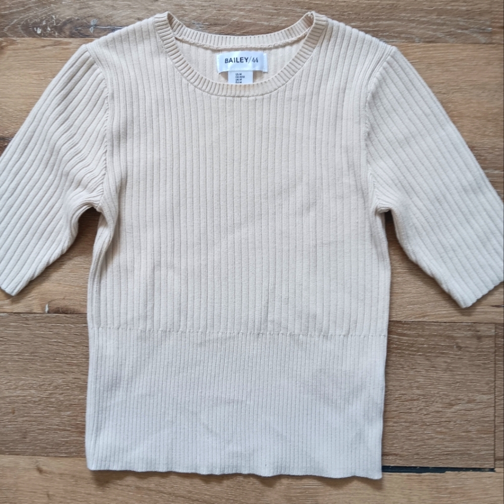 Bailey 44 Beige Ribbed Knit Top Size Medium
